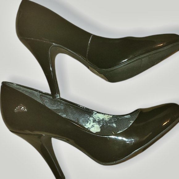 Fergalicious by Fergie Patent Leather Heels BUNDLE&SAVE 30% - Picture 5 of 7